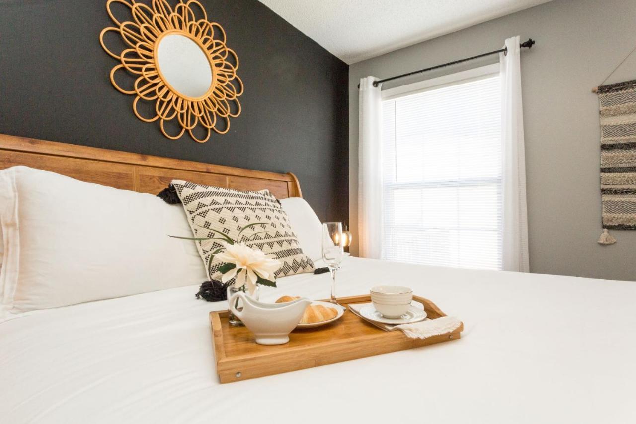 Once-In-A-Lifetime Coffee-Themed Stay For Up To 8 Clarksville Bagian luar foto